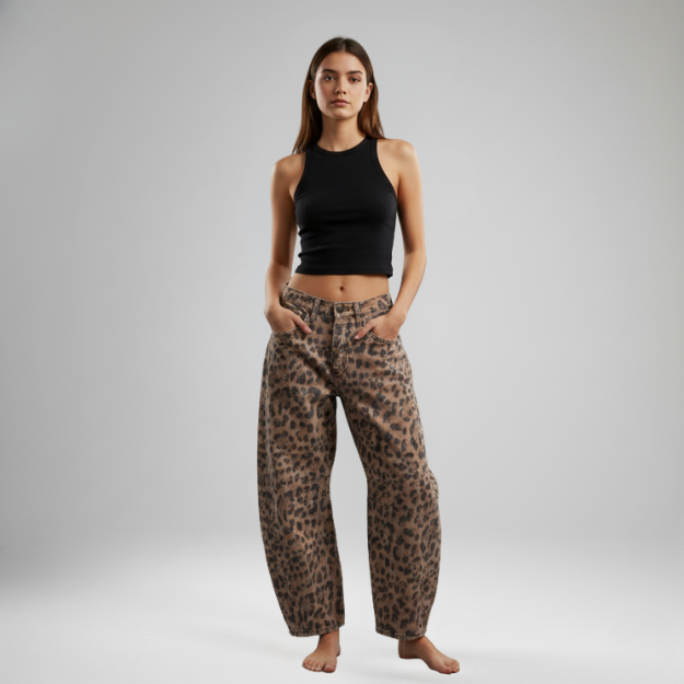 Barrel Jeans with Leopard Pattern