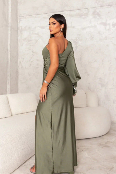 Milani - Timeless Elegant Maxi Dress